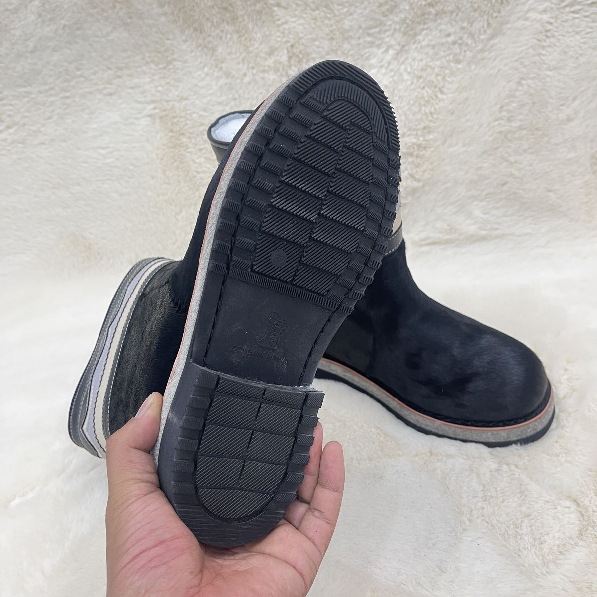 WM-NOMAD 700 Women's Mongolian Horsehide Winter Boots – Extreme Cold Protection